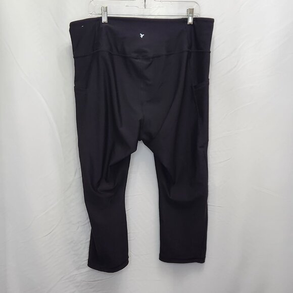 Old Navy Powersoft Crop Leggings Womens 2X Black Plus Capri Side Pocket Gym Z03X - Picture 2 of 7